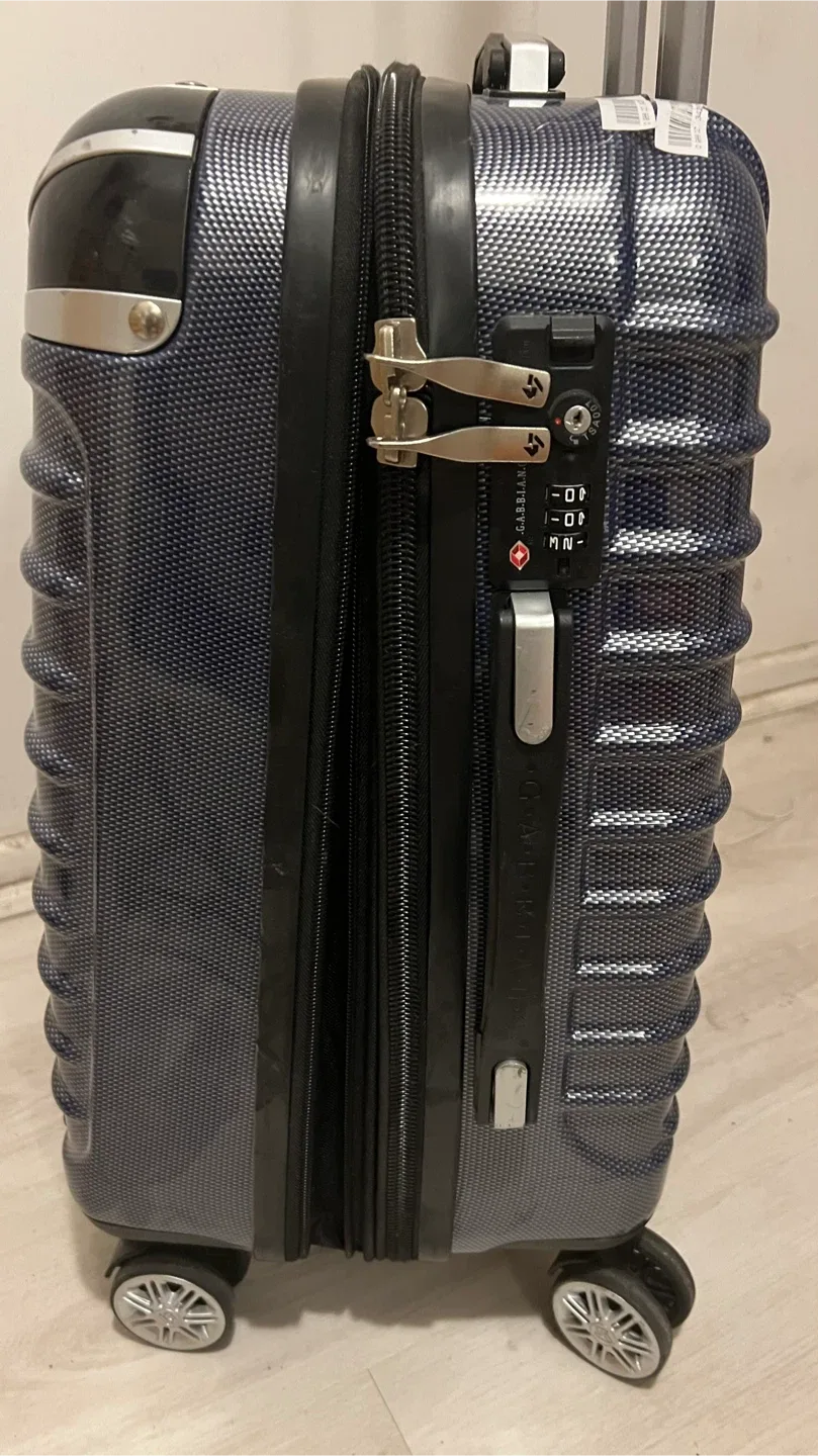 Heys Carry-on Luggage image indicator(2)