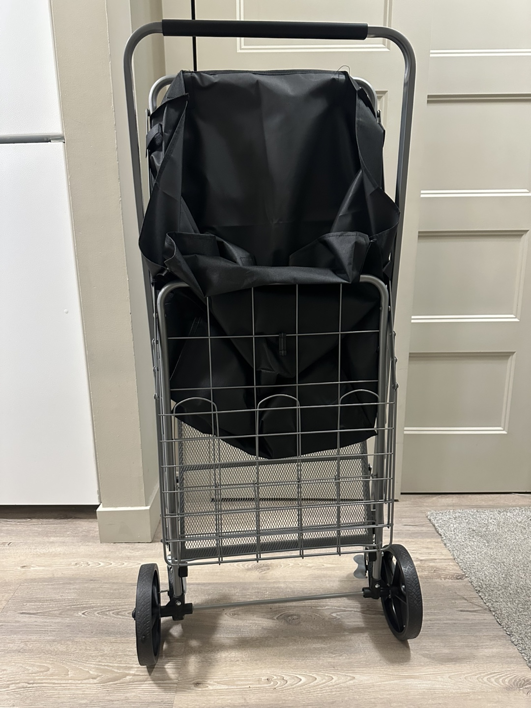 Brand-New Foldable Shopping Cart with Waterproof Bag - photo 3