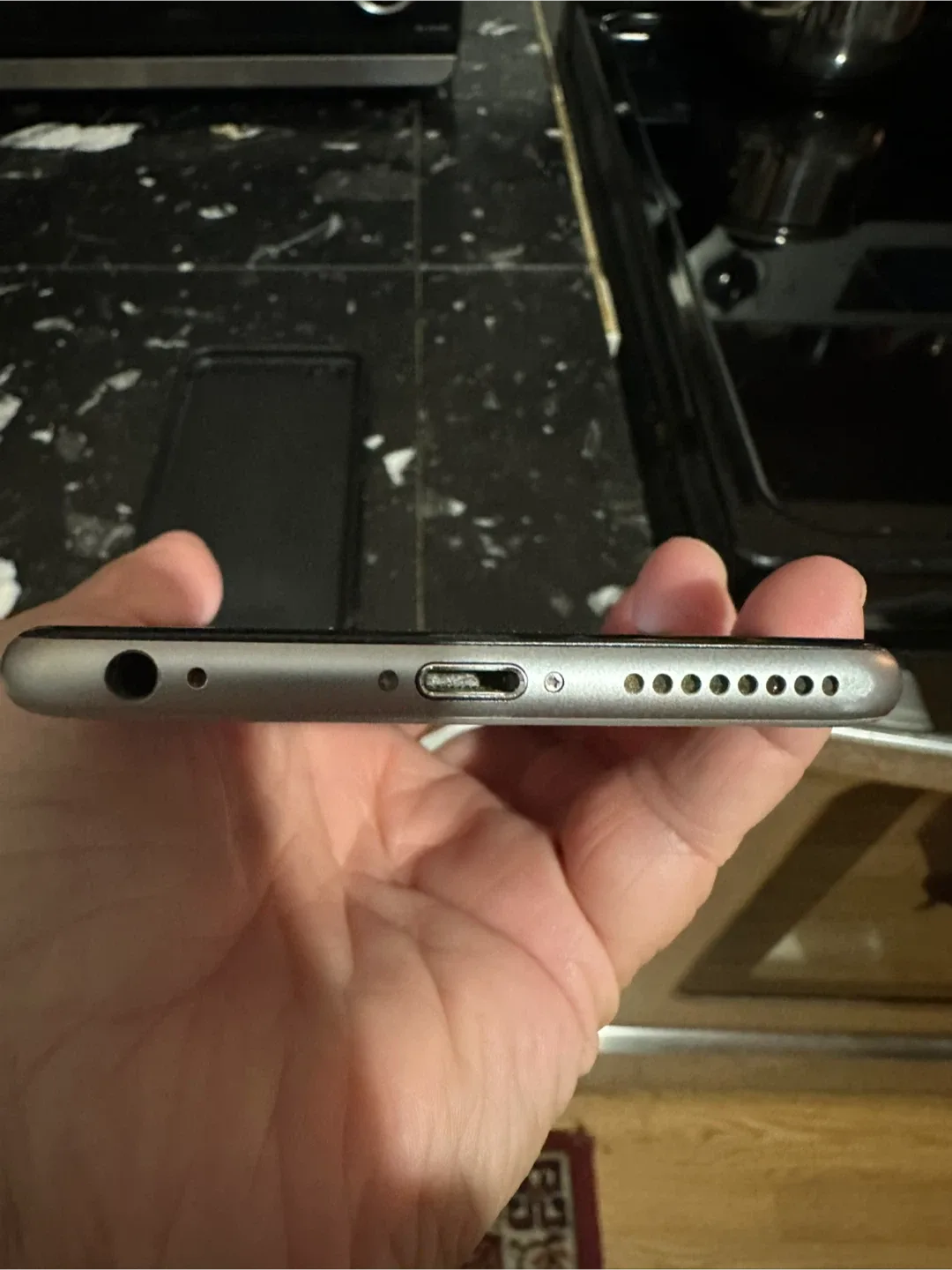 Apple iPhone 6S  Plus - Silver image indicator(4)