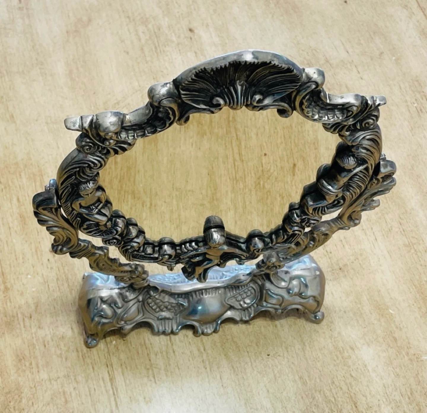 Vintage Silver Plated Ornate Vanity Swing Mirror Cherubs 12.5" - photo 4