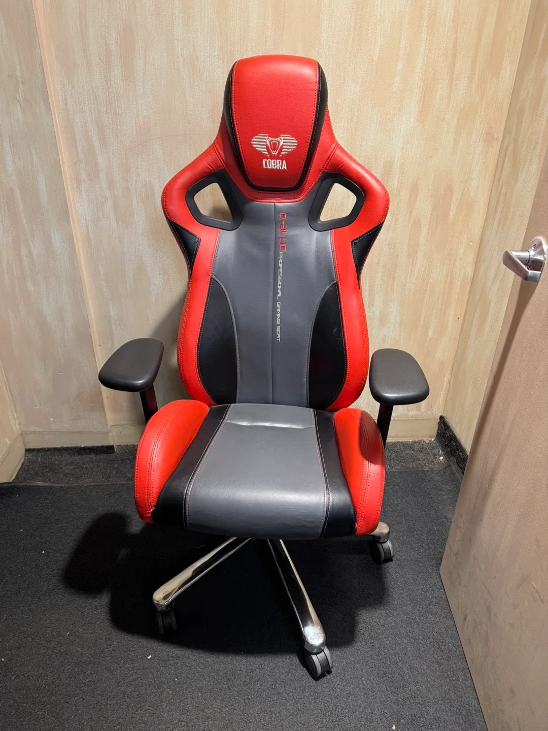 Cobra E-Blue Pro-Gaming Chair (Red/Black)