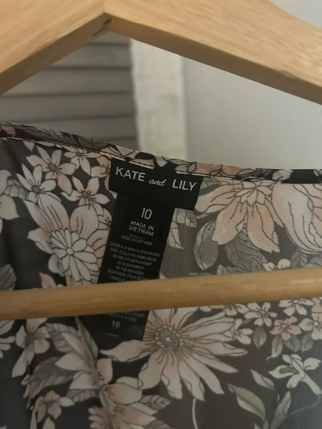 Kate and Lily Floral Dress - Size 10 image indicator(4)