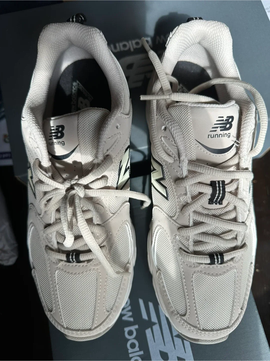 New Balance 530 Beige Sneakers us 7 image indicator(3)