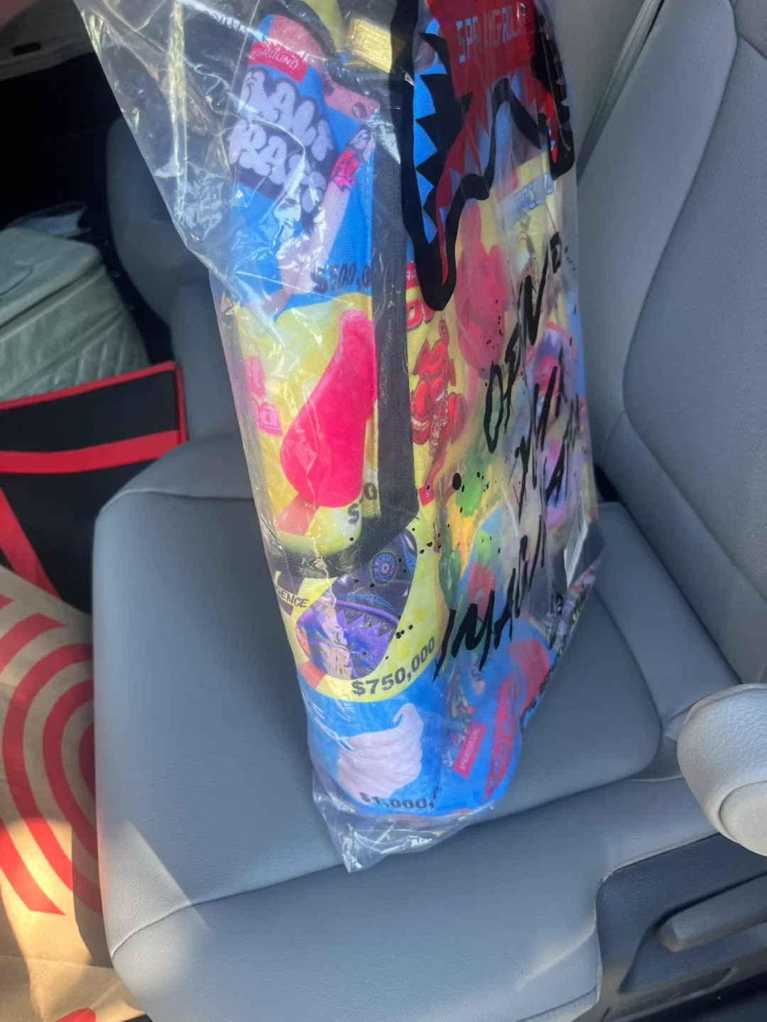 Sprayground Backpack image indicator(3)