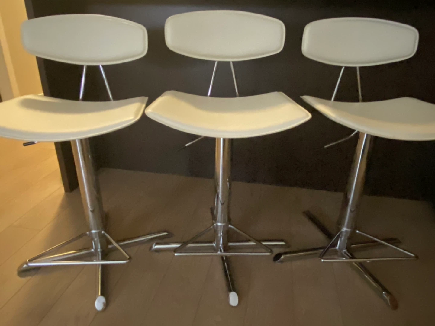 Set of 3 Adjustable Height Bar Stools