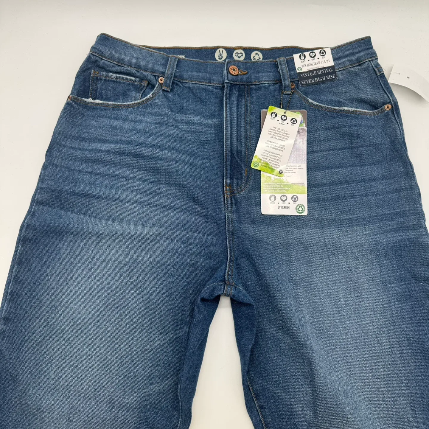 Women's 90's Mom Jean Super High Rise - Size US 13 image indicator(3)