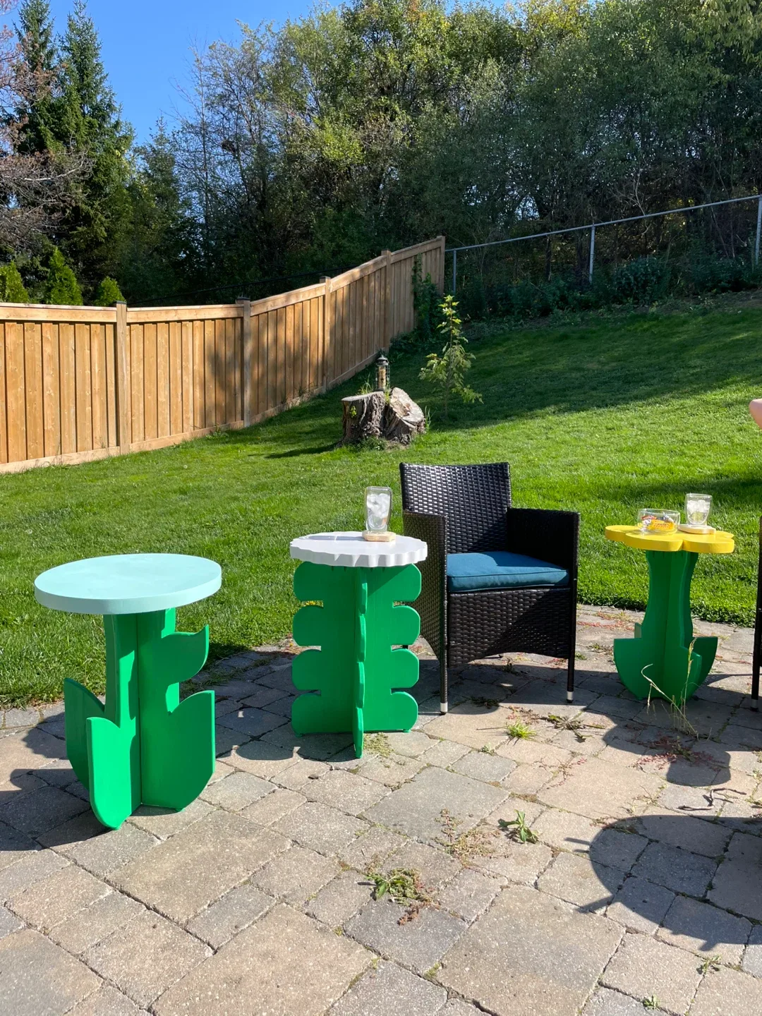 Flower Accent Tables - Cute Decor image indicator(4)