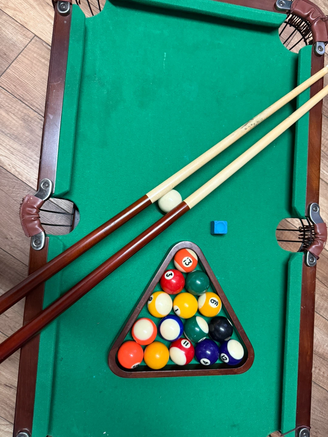 Mini Pool Table Set