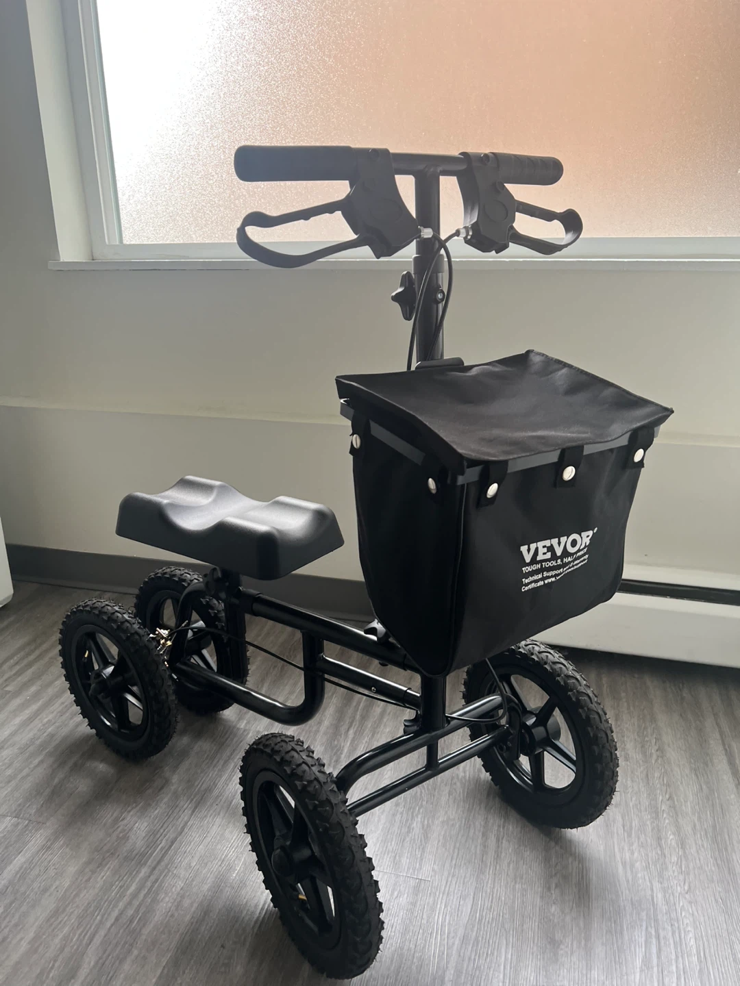 Knee Scooter