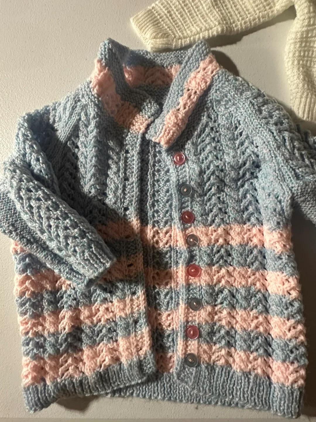 Handmade Knitted Baby Clothes image indicator(6)