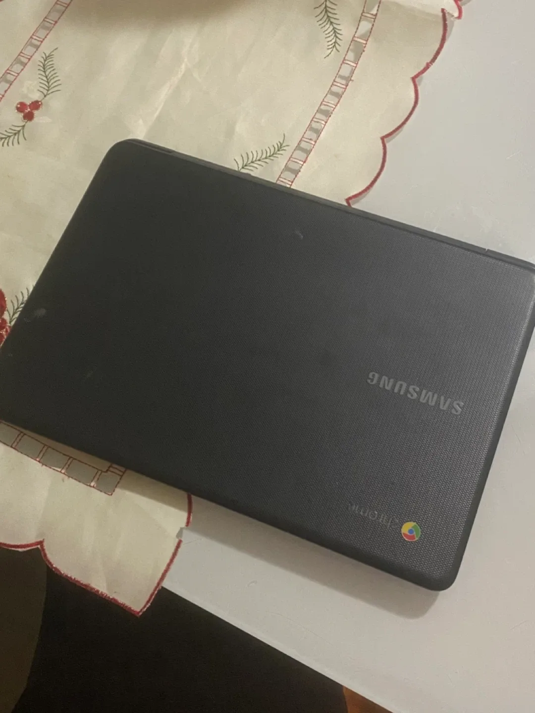 Samsung Chromebook - Black image indicator(3)