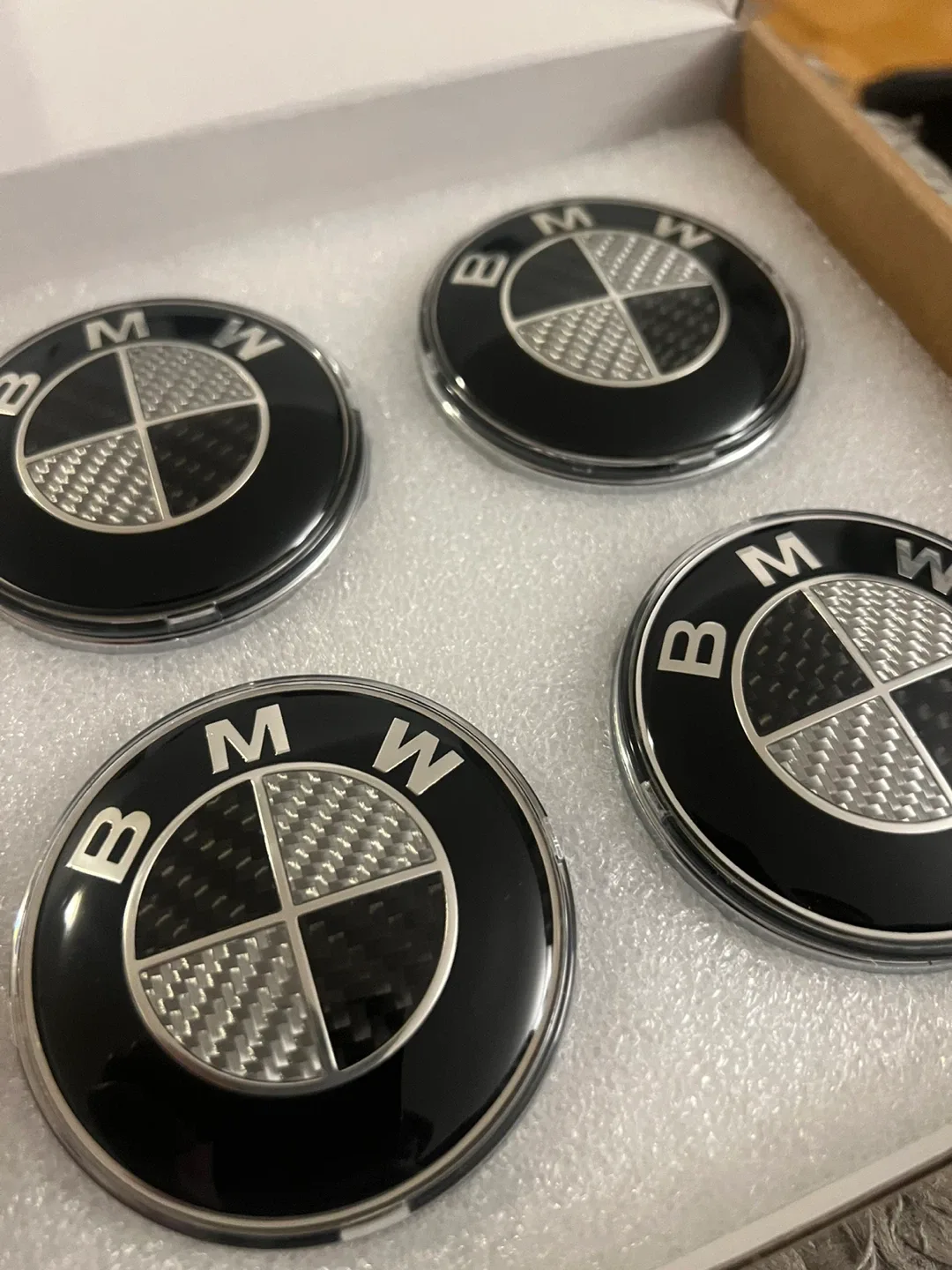 New 68mm Floating REAL CARBON BMW Wheel Center Caps (Set of 4) thumbnail