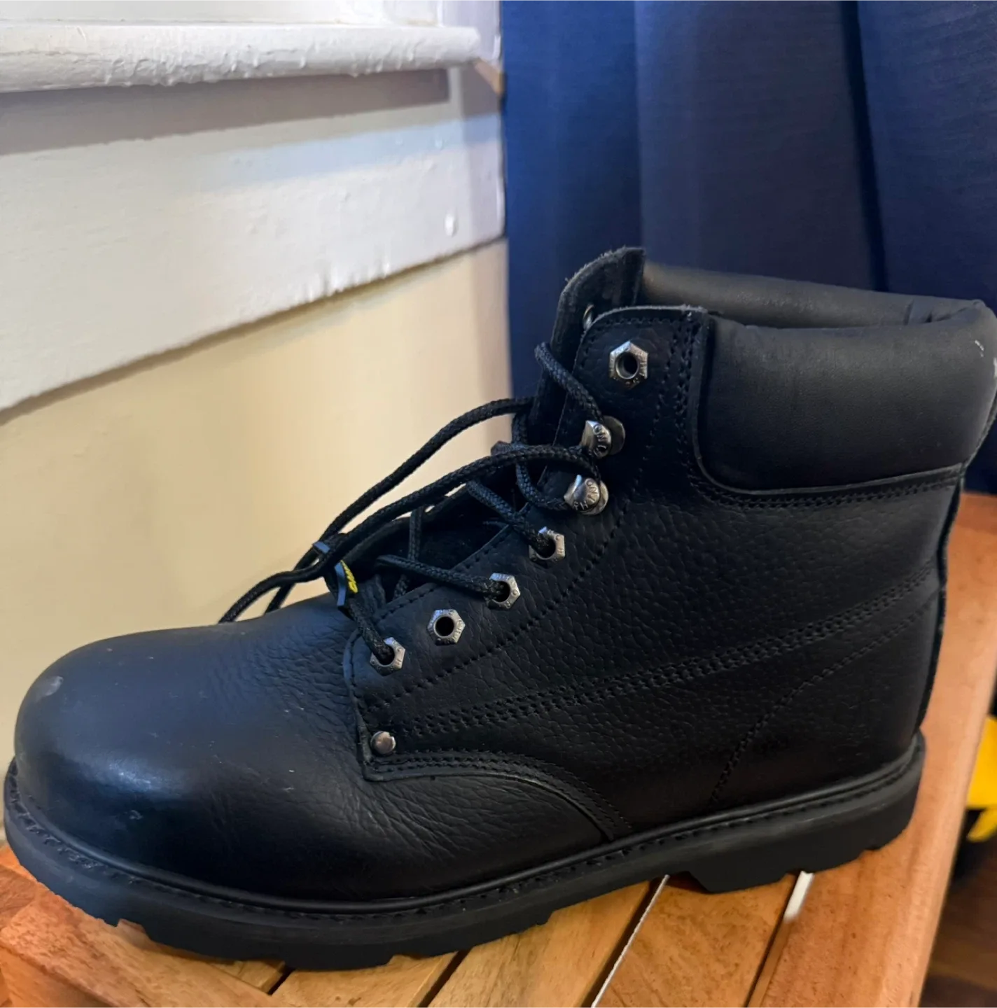 Rhino Black Leather Work Boots image indicator(2)