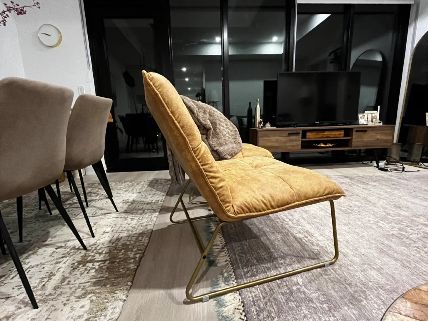 Structube MAXWELL Accent Chair image indicator(4)