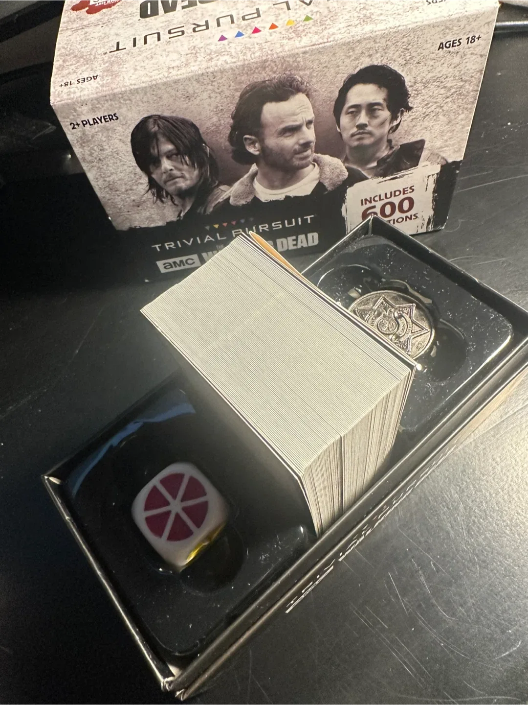 AMC The Walking Dead Trivial Pursuit Game image indicator(6)