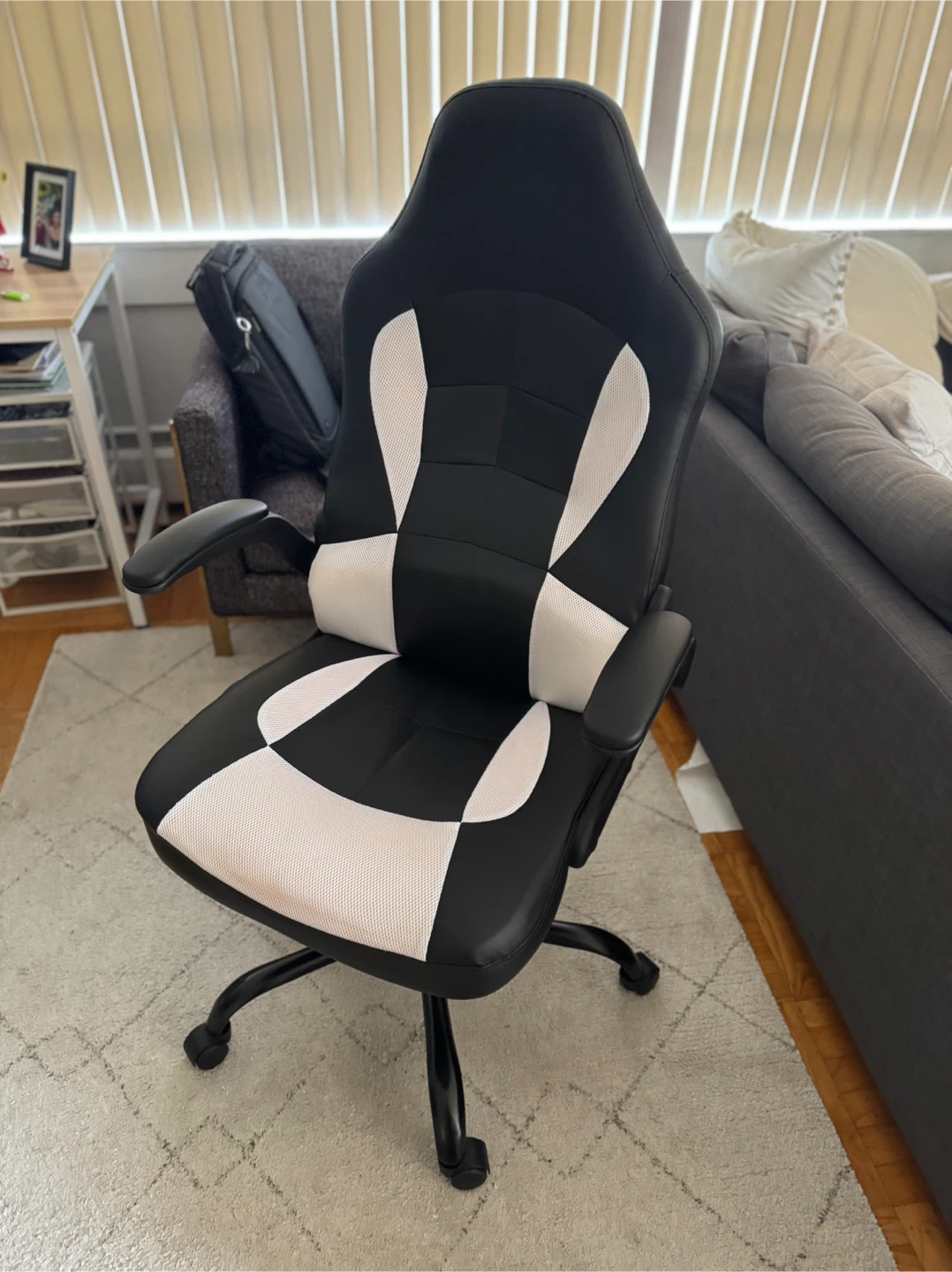 Black and White Gaming Chair - photo 5