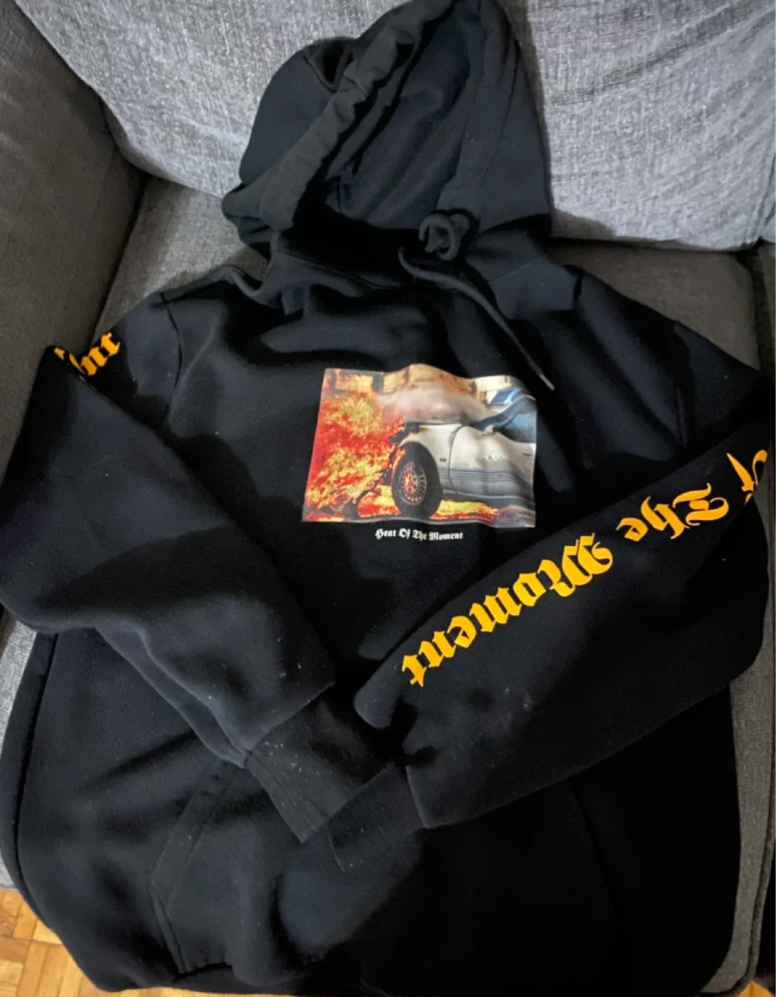 H&M Black Graphic Hoodie - Size M image indicator(3)