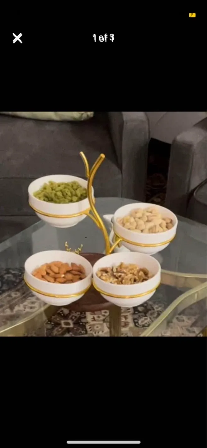4-Tier Serving Stand with Bowls image indicator(3)