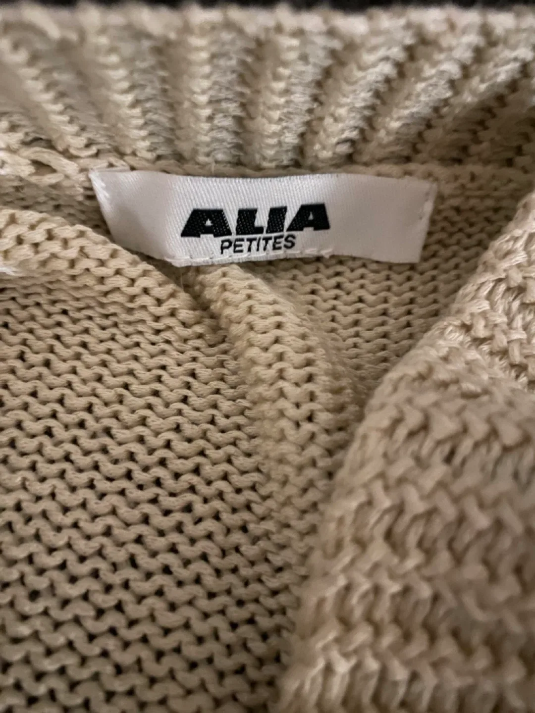 Alia Petites Beige Knit Cardigan image indicator(2)