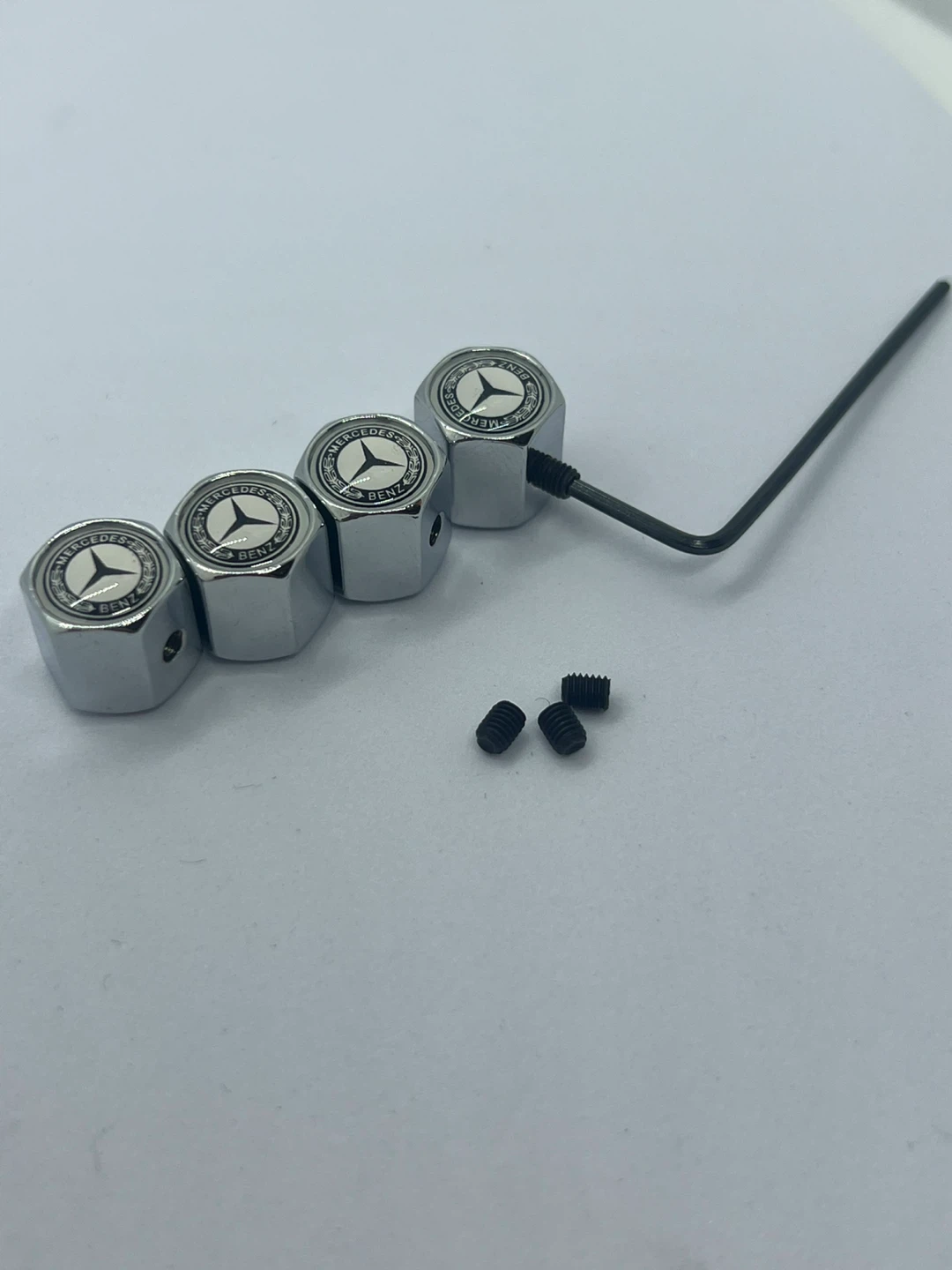 Mercedes-Benz Antit heft Tire Valve Stem Caps - Silver - photo 2