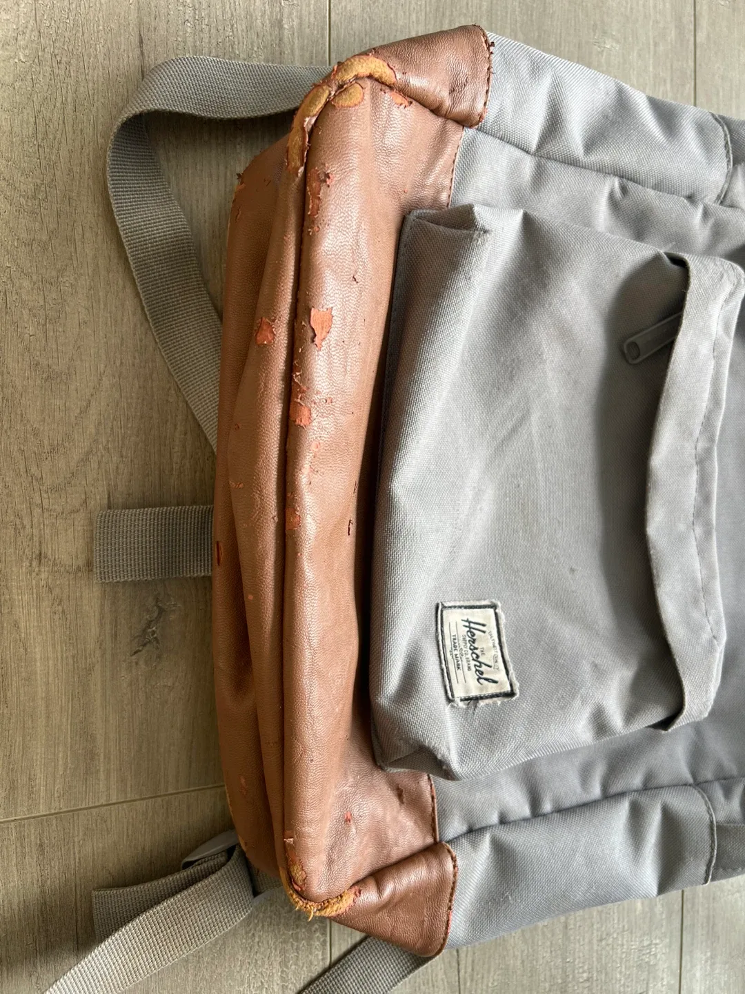 Herschel backpack 🎒 🥕 image indicator(8)