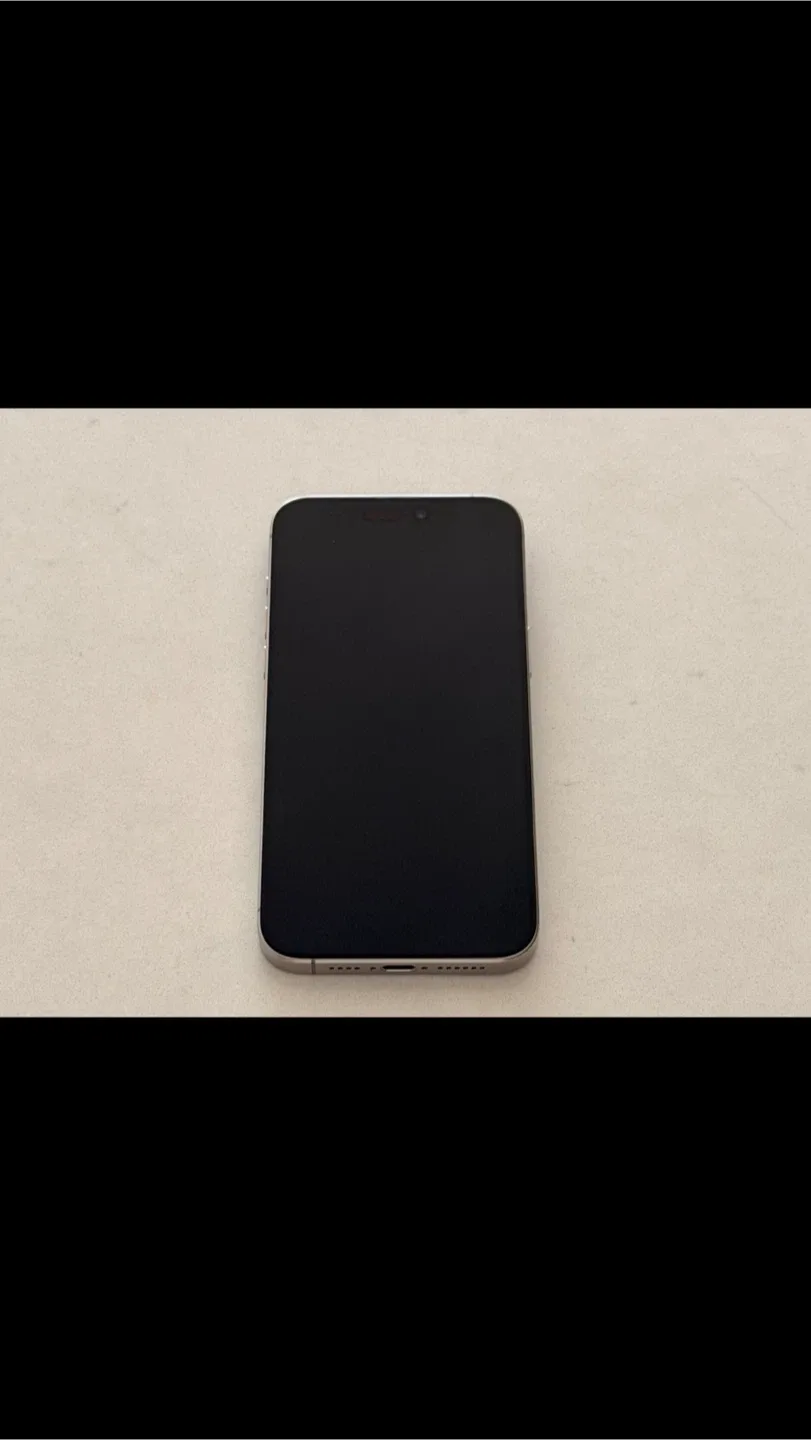 iPhone 15 Pro - Silver 256gb image indicator(2)