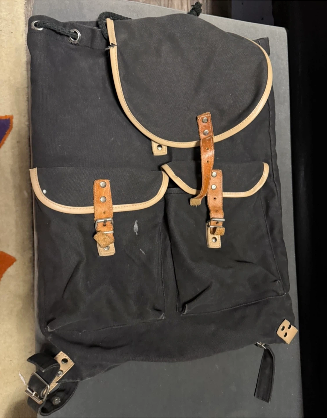 🥕Black Canvas Backpack