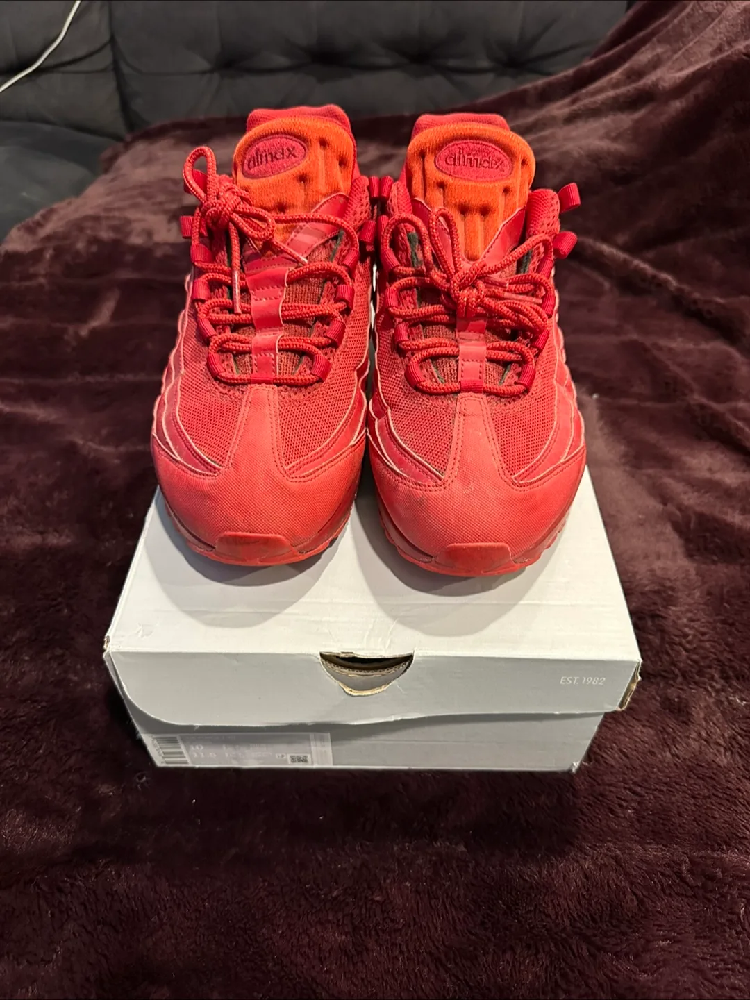 Nike Air Max 95 Red October Size 10.5 image indicator(5)