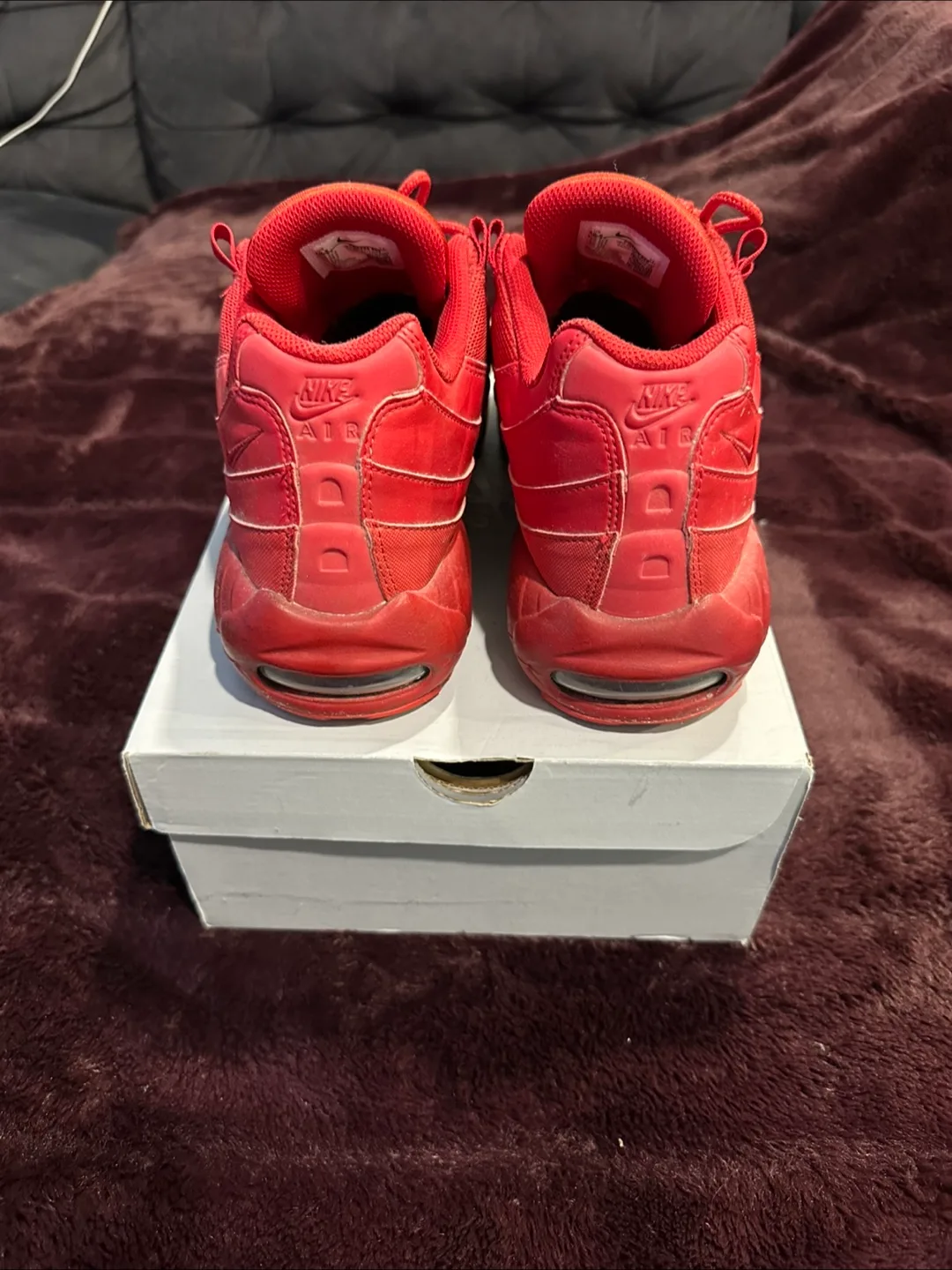 Nike Air Max 95 Red October Size 10.5 image indicator(3)