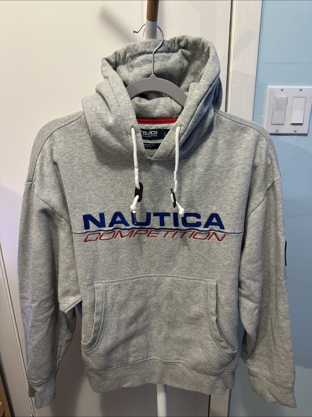Vintage Nautica Hoodie (Size Small)