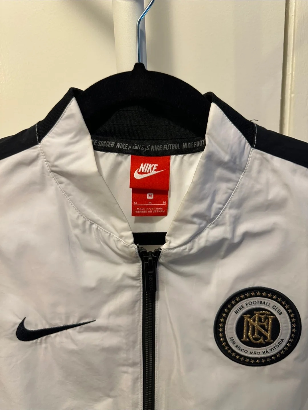 Mens Nike F.C Jacket (Size Medium) image indicator(2)