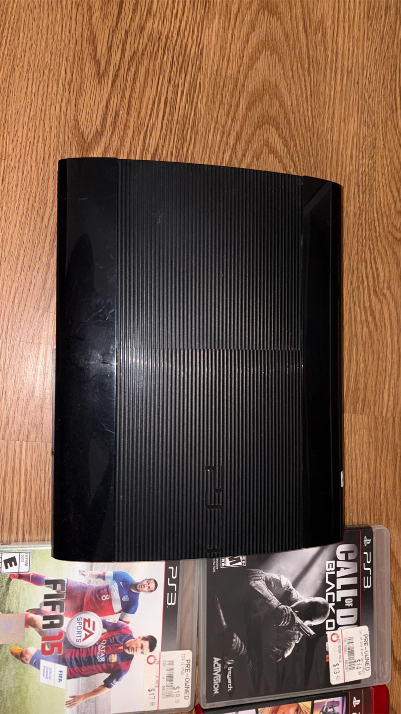 PlayStation 3 Bundle - Console, Games, Controllers - photo 3