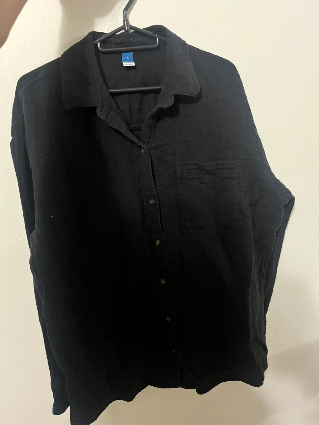 Old Navy Black Button-Down Shirt - Size M