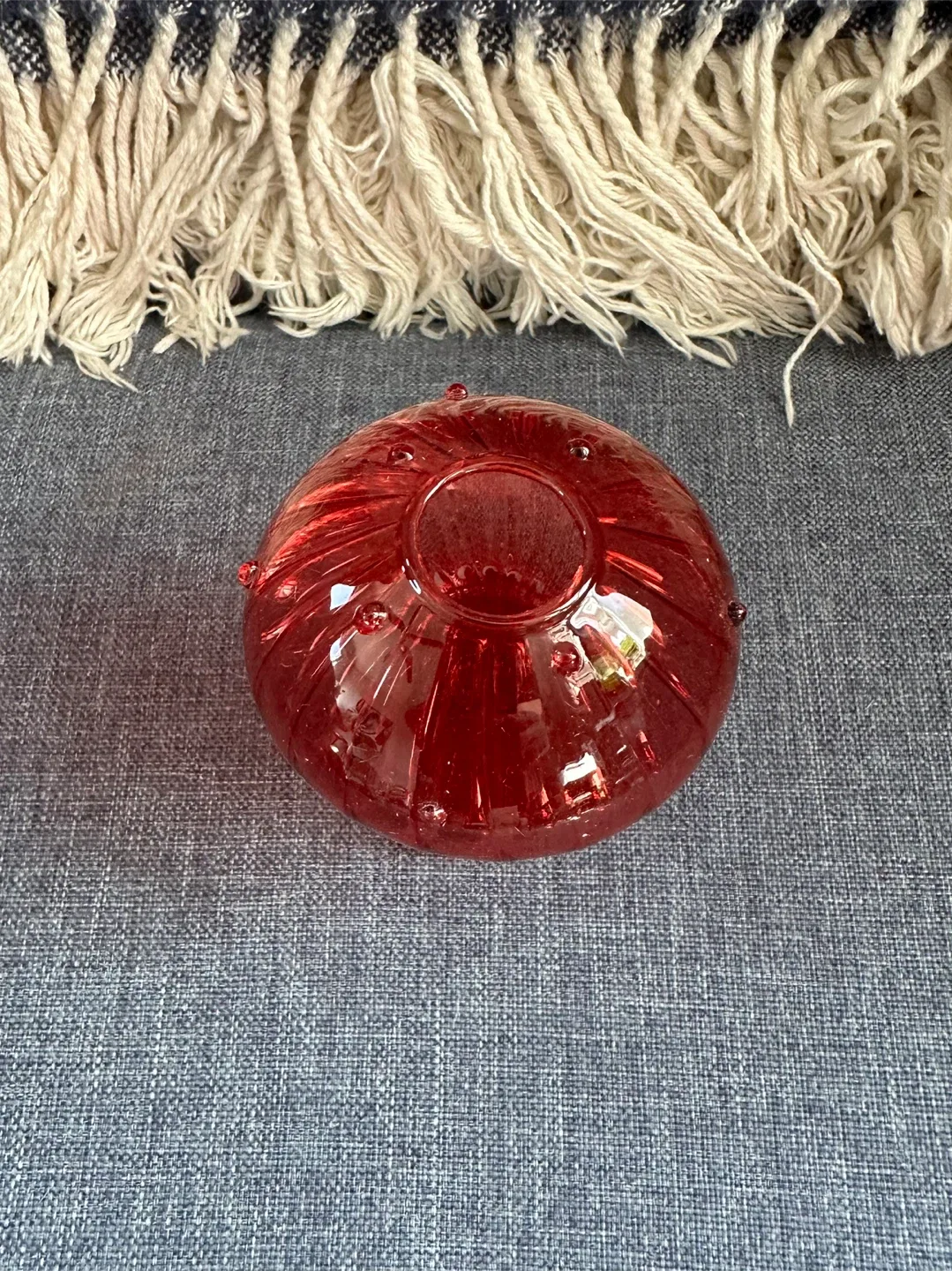 Red Glass Mushroom Vase image indicator(2)