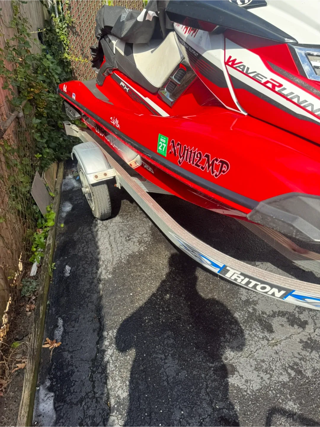 Yamaha WaveRunner FX Jet Ski - Red & White image indicator(6)