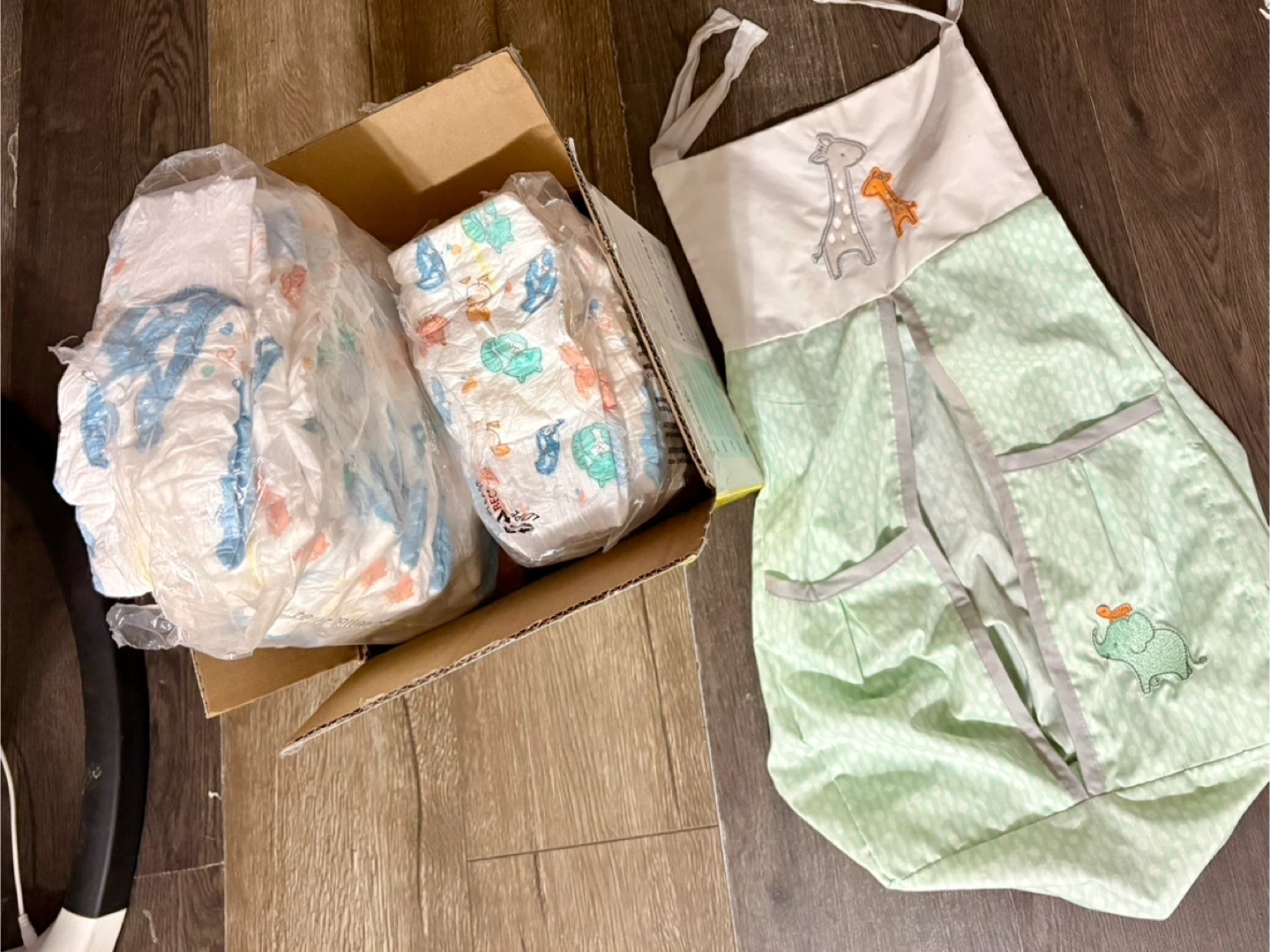 Pampers Baby-Dry & Cruisers Size 4 Diapers - photo 2