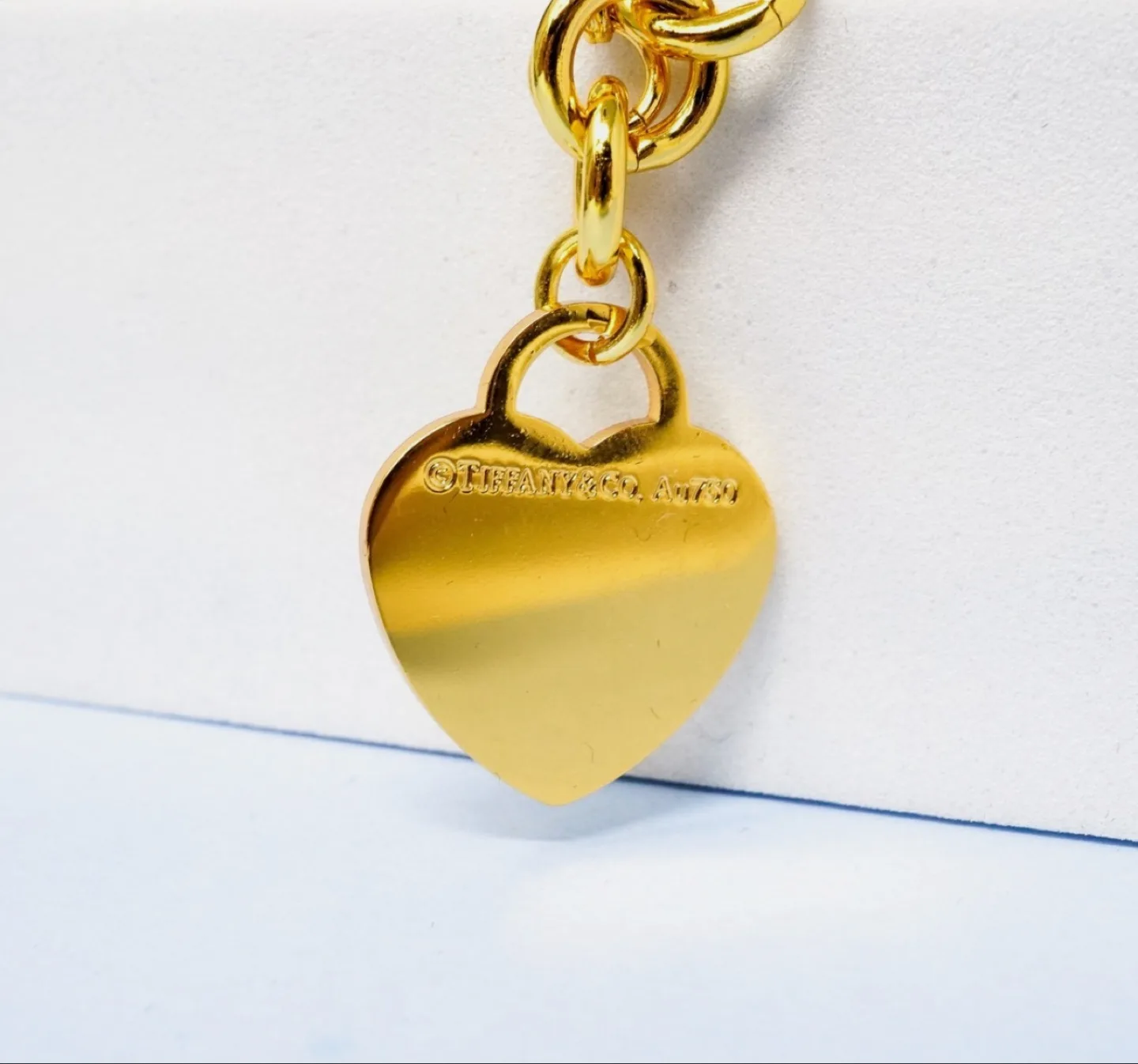 Tiffany & Co. Return to Tiffany Heart Tag Charm Bracelet Gold image indicator(7)