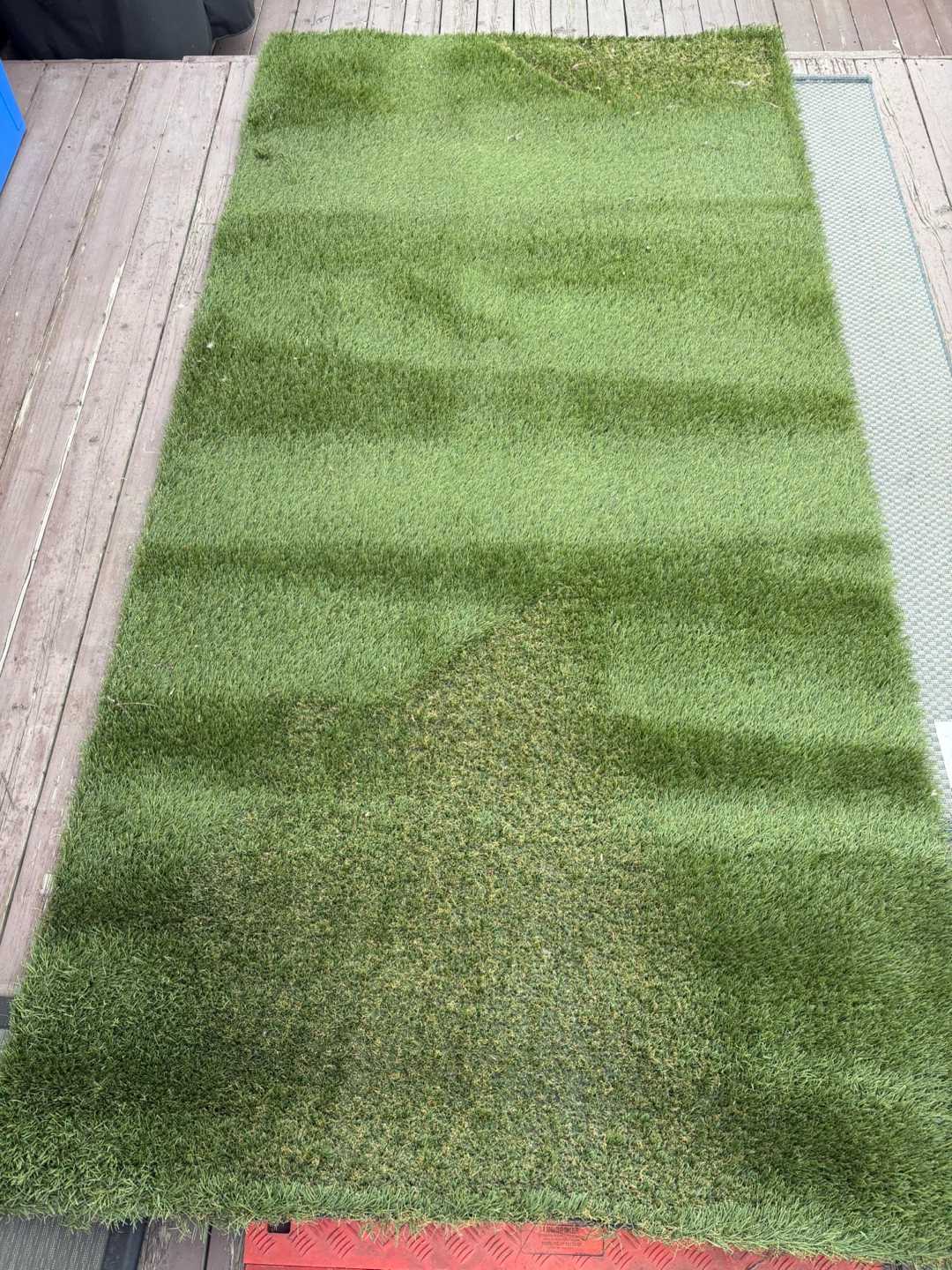 Used Artificial Turf - Green Outdoor Rug - photo 2