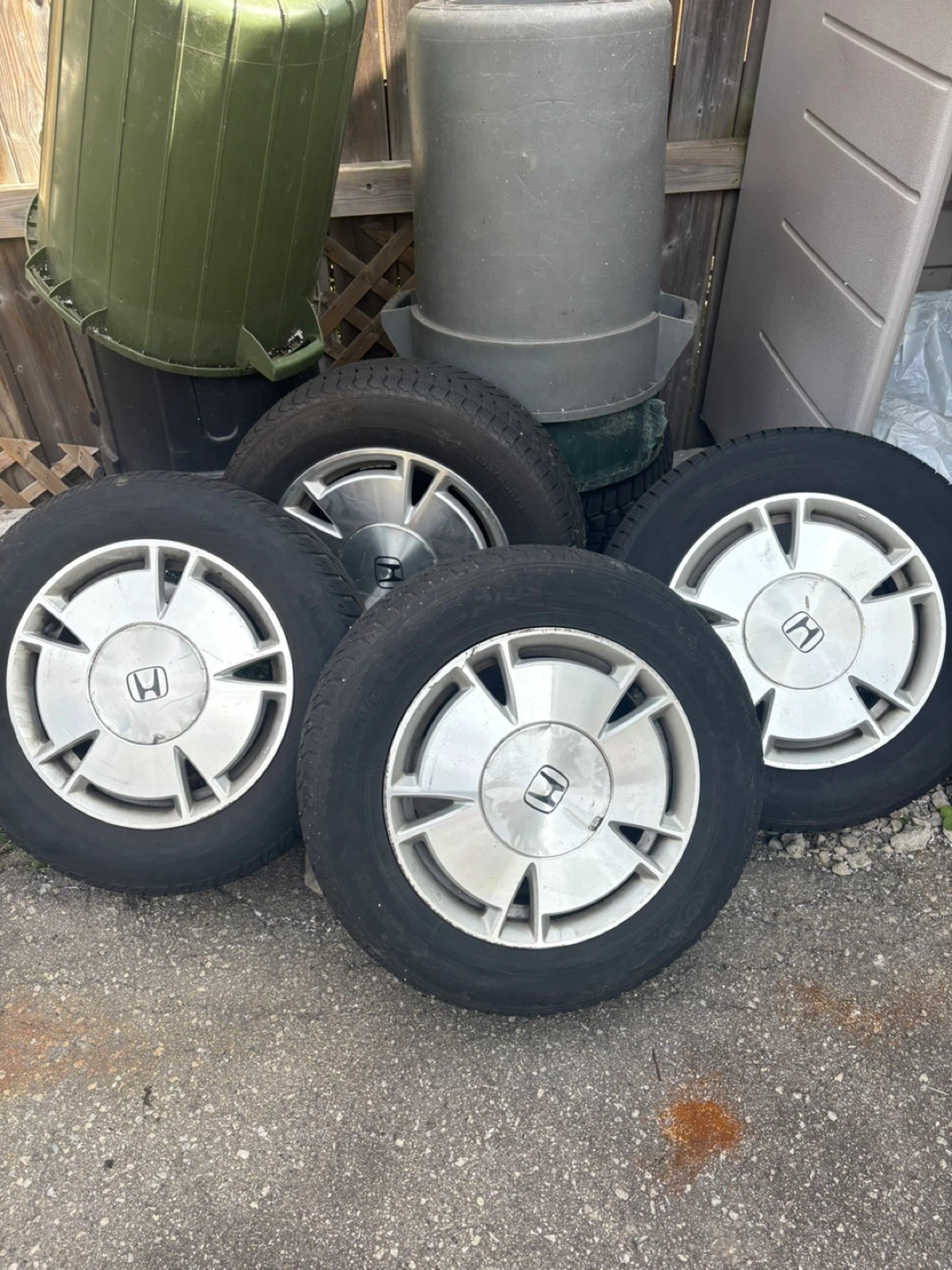 Honda Car Tires Set of 4 - photo 3