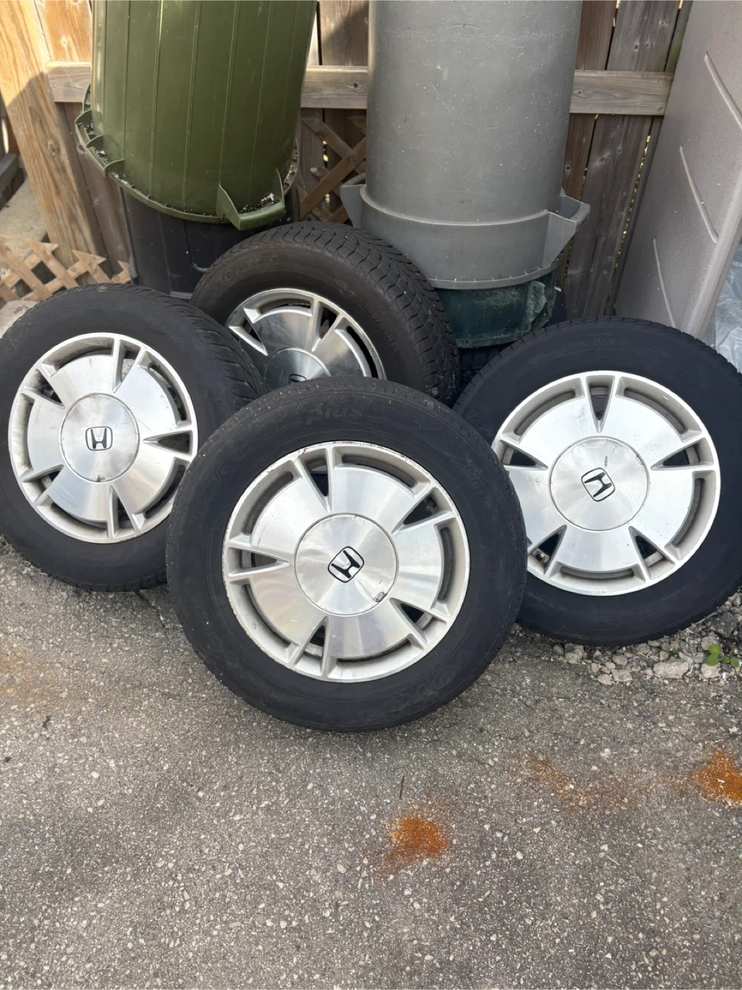 Honda Car Tires Set of 4 - photo 2