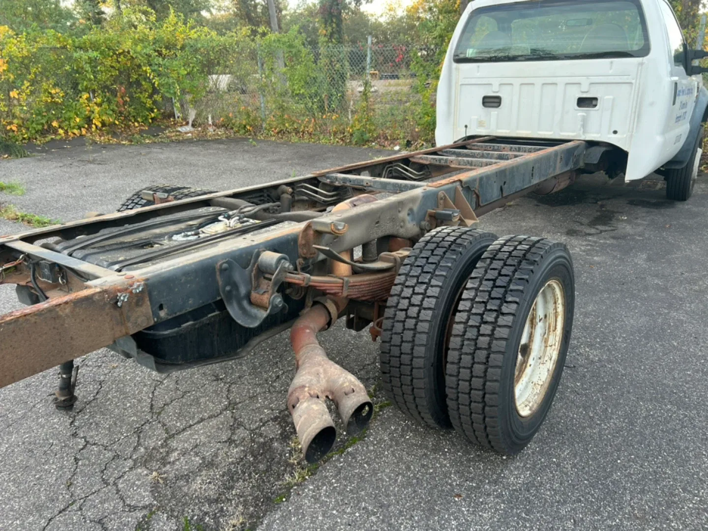 Ford F550 Truck Chassis Cab image indicator(4)