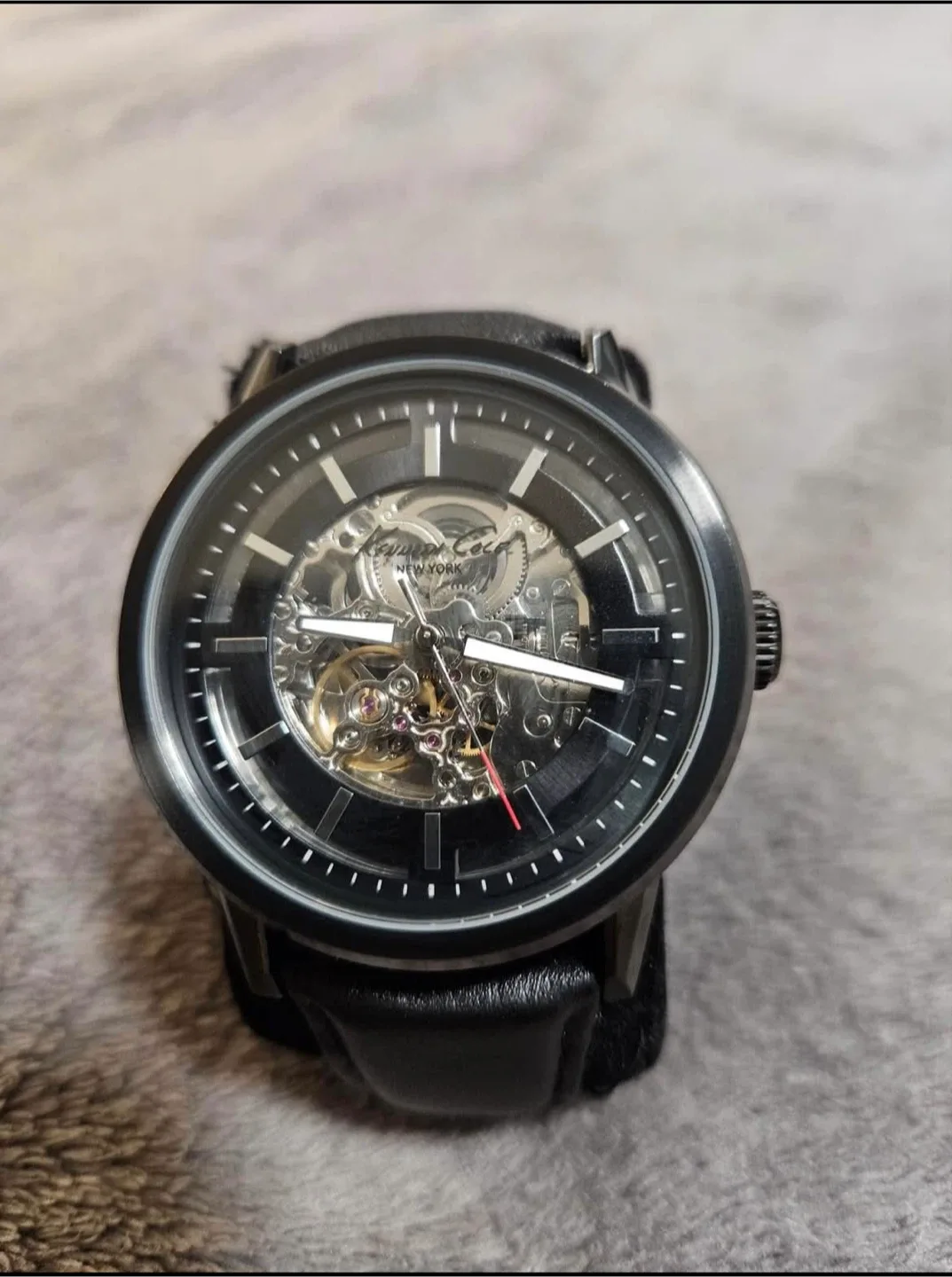 Kenneth Cole New York Automatic Watch image indicator(3)