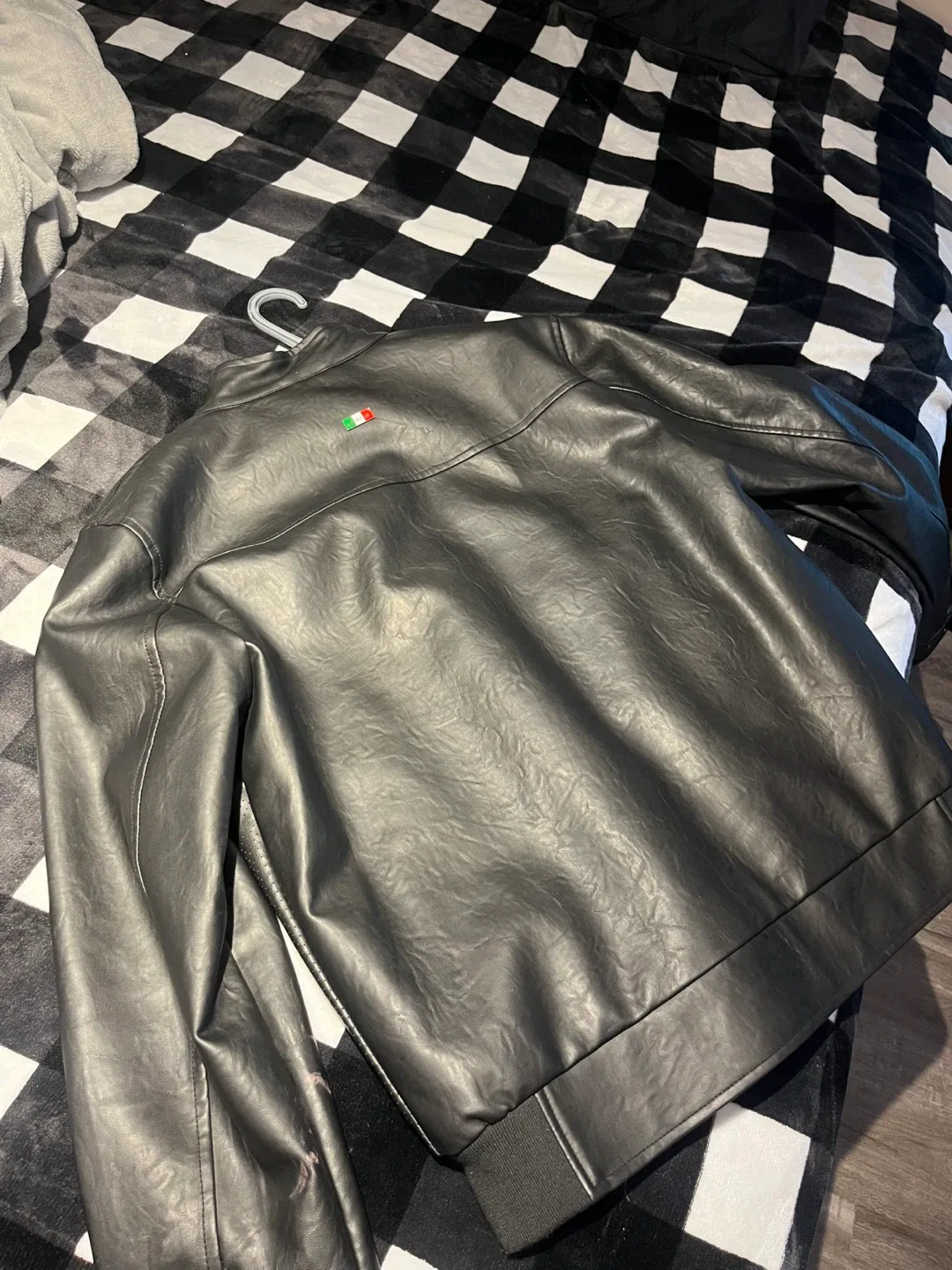 BV Clothing Black Leather Jacket - XL image indicator(6)