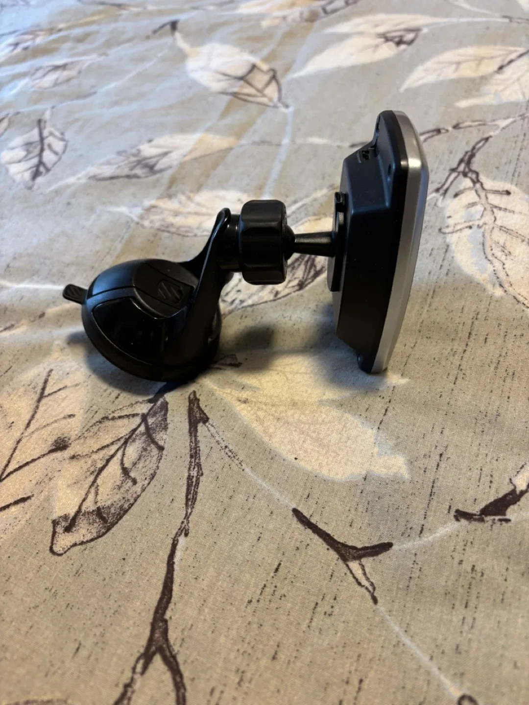 Scosche MagicMount Pro Window/Dash Mount image indicator(2)