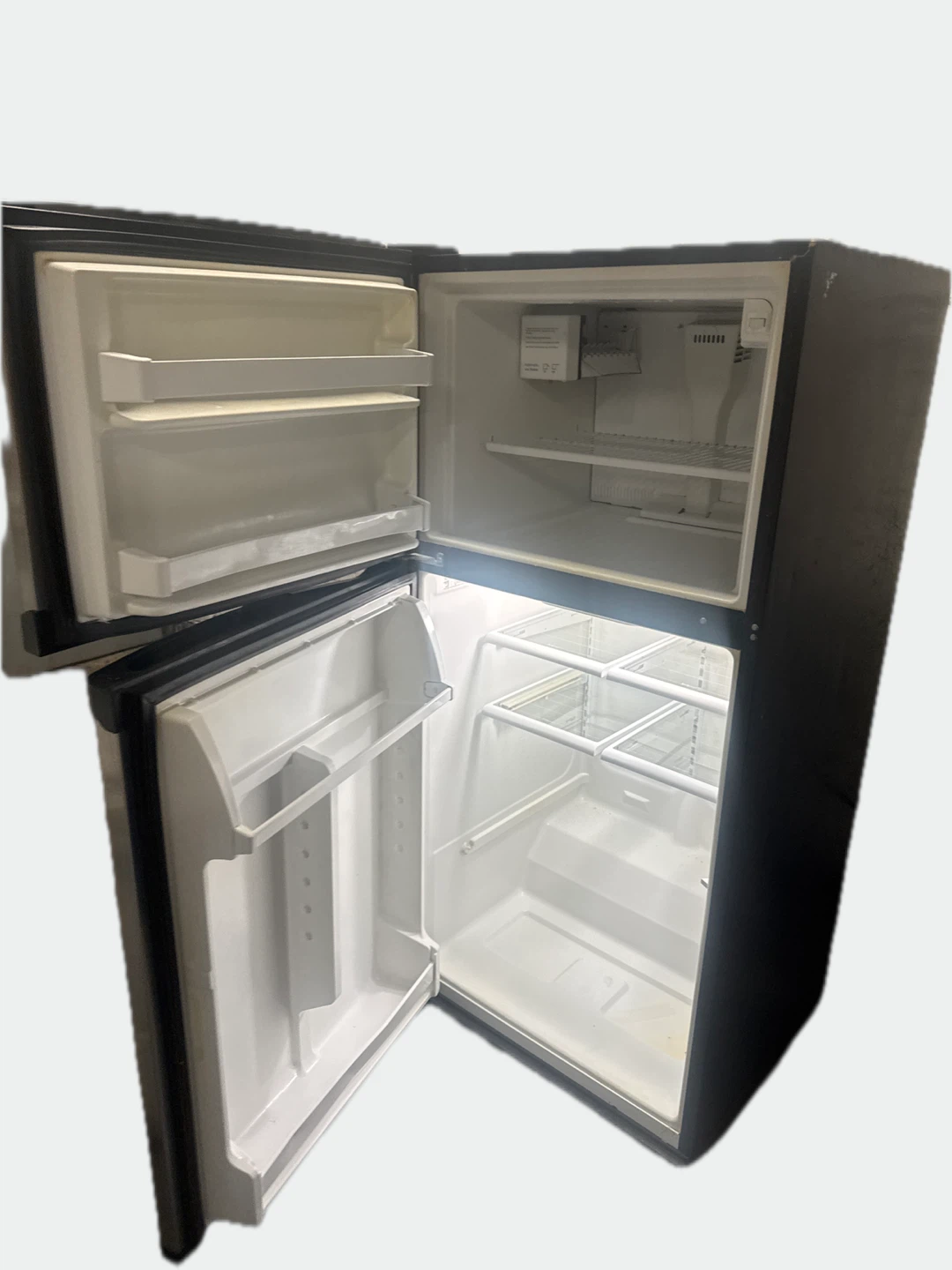 Whirlpool Stainless Steel Refrigerator/ Nevera es Grande, - photo 2