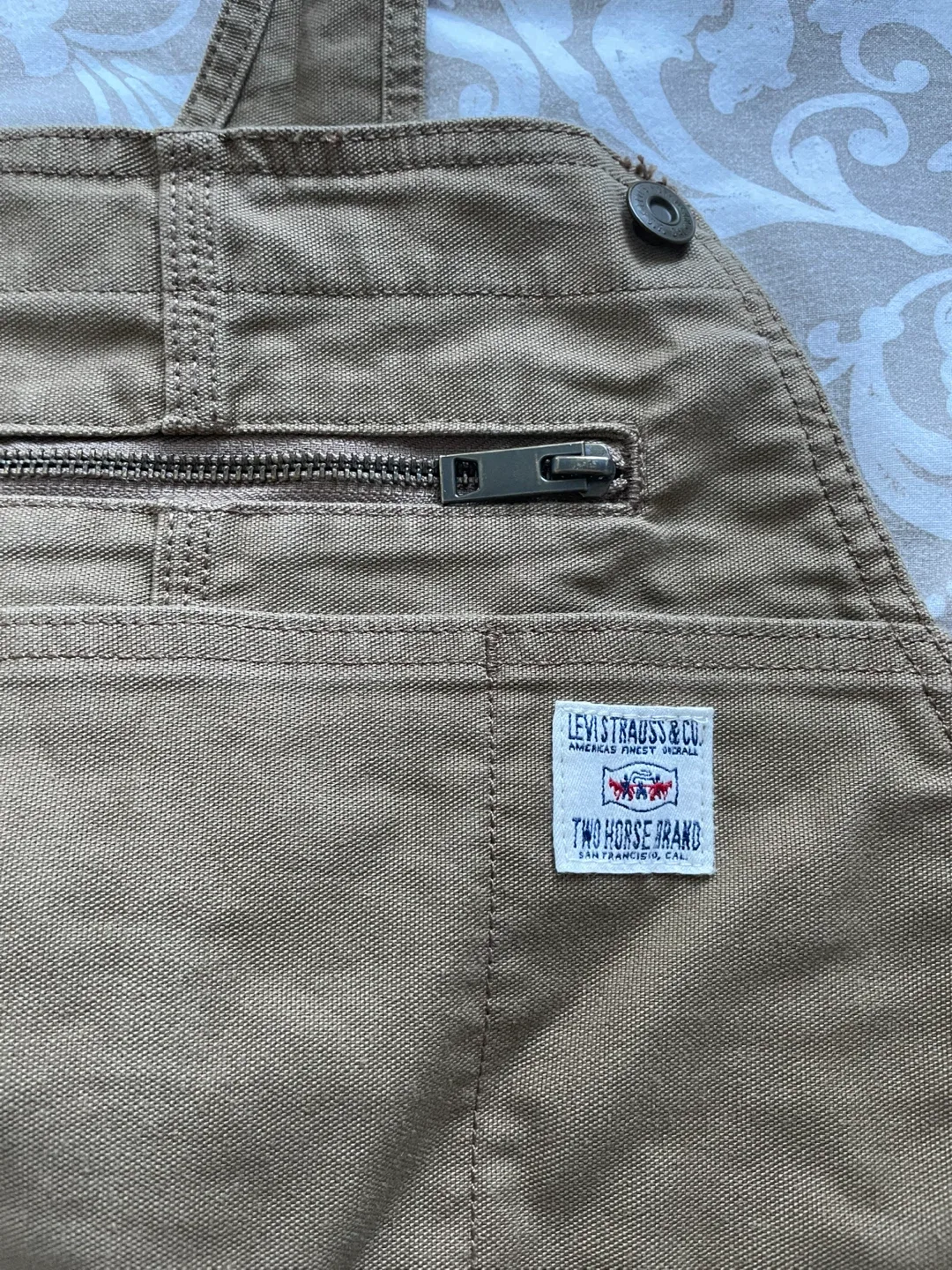 Levi Strauss & Co. Work Overalls Size W30 L32 image indicator(4)