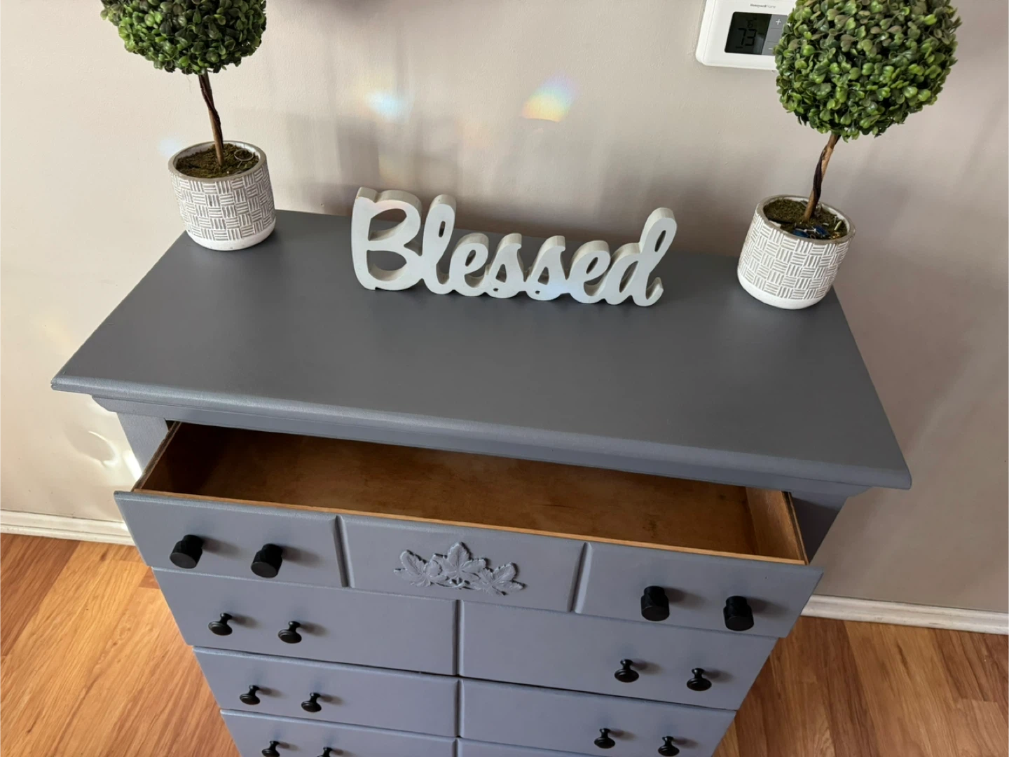 ✨🩶Beautiful solid dresser🩶✨ - photo 5