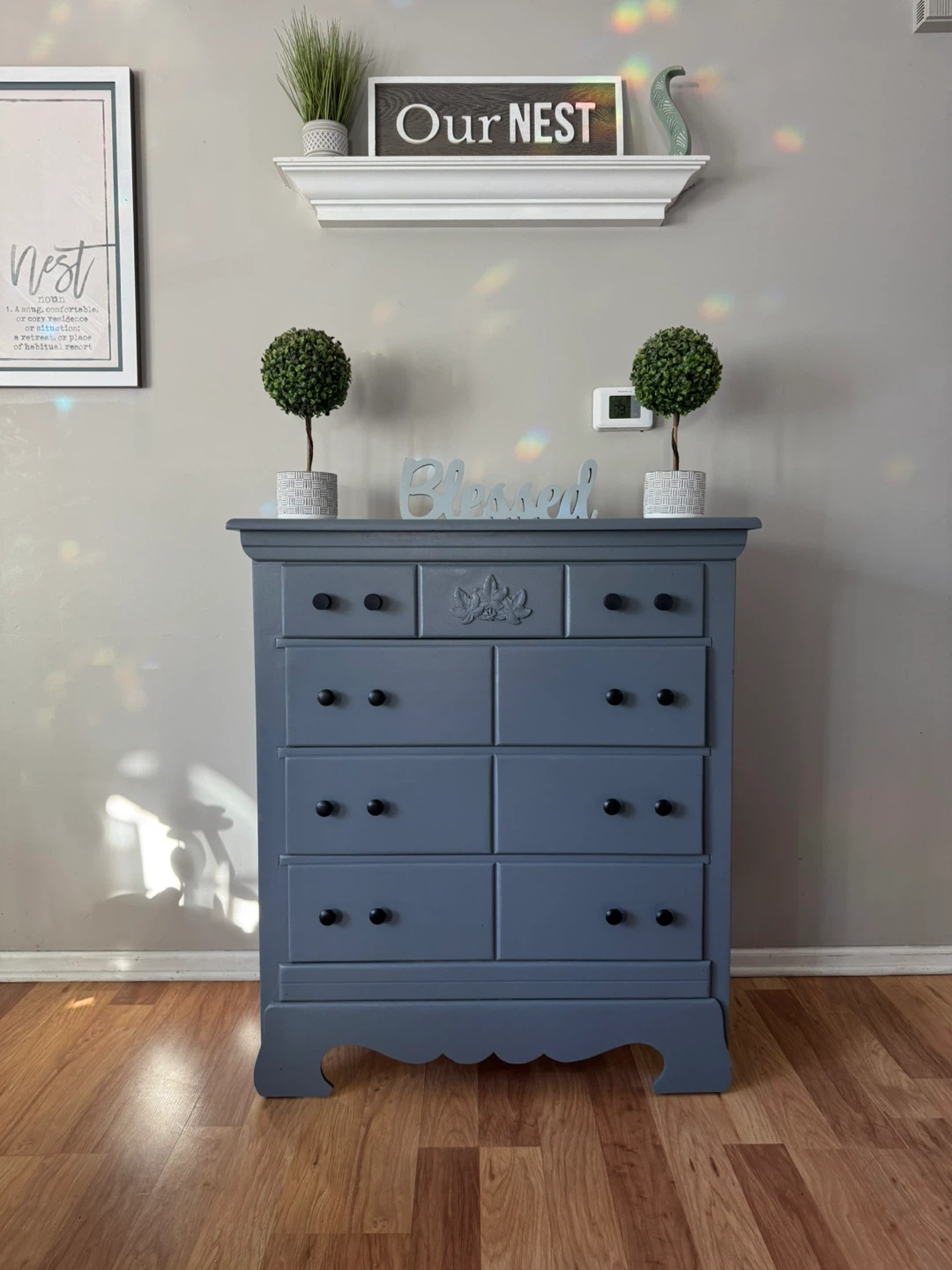 ✨🩶Beautiful solid dresser🩶✨