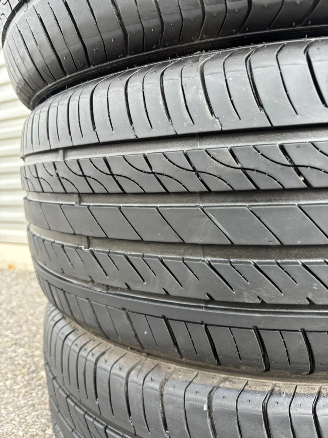 225/40R18 I-link all season tires - set of 4 - photo 4