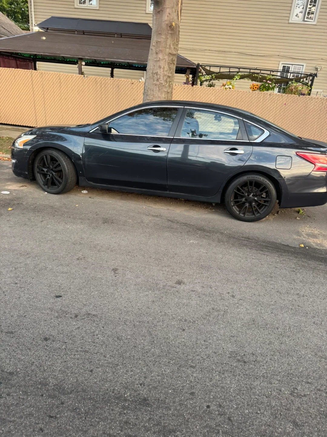 Nissan Altima - Used Condition image indicator(4)